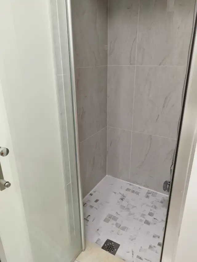 Quiet Clean Studio Apartment for Rent – Yonge & Finch North York - Photo 8