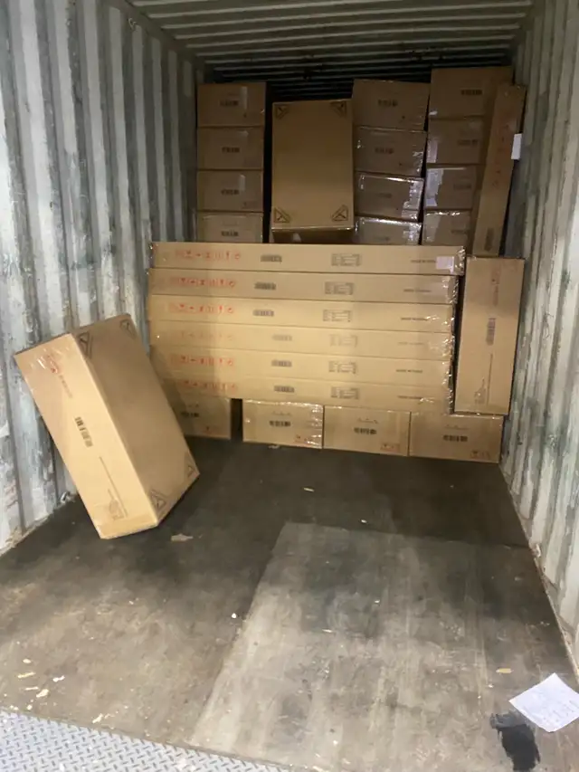 FAST PICK – QUICK & RELIABLE HAULING - Photo 4