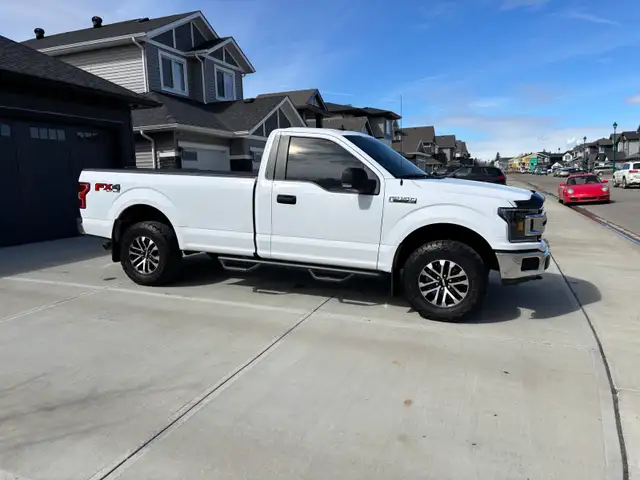 2020 FORD F-150 XLT REGULAR CAB / 8’ BOX / 4WD / ~130,000 KMS