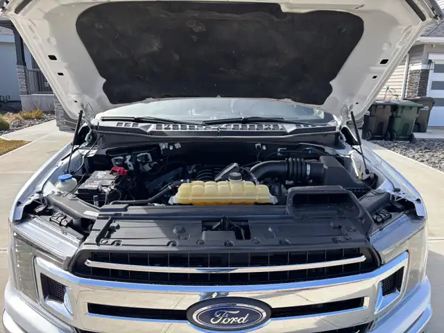 2020 FORD F-150 XLT REGULAR CAB / 8’ BOX / 4WD / ~130,000 KMS - Photo 6