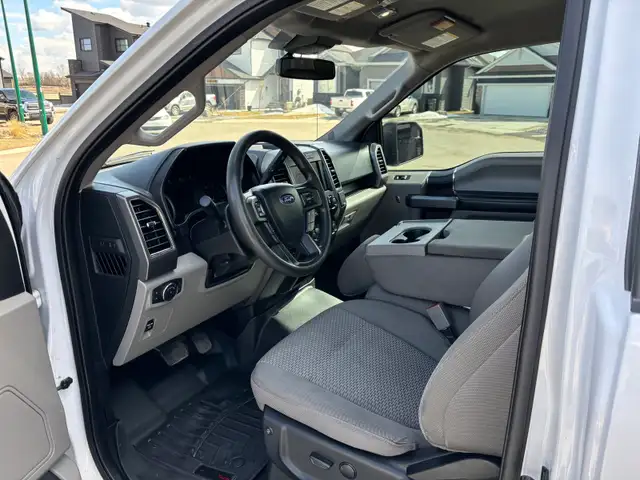 2020 FORD F-150 XLT REGULAR CAB / 8’ BOX / 4WD / ~130,000 KMS - Photo 9