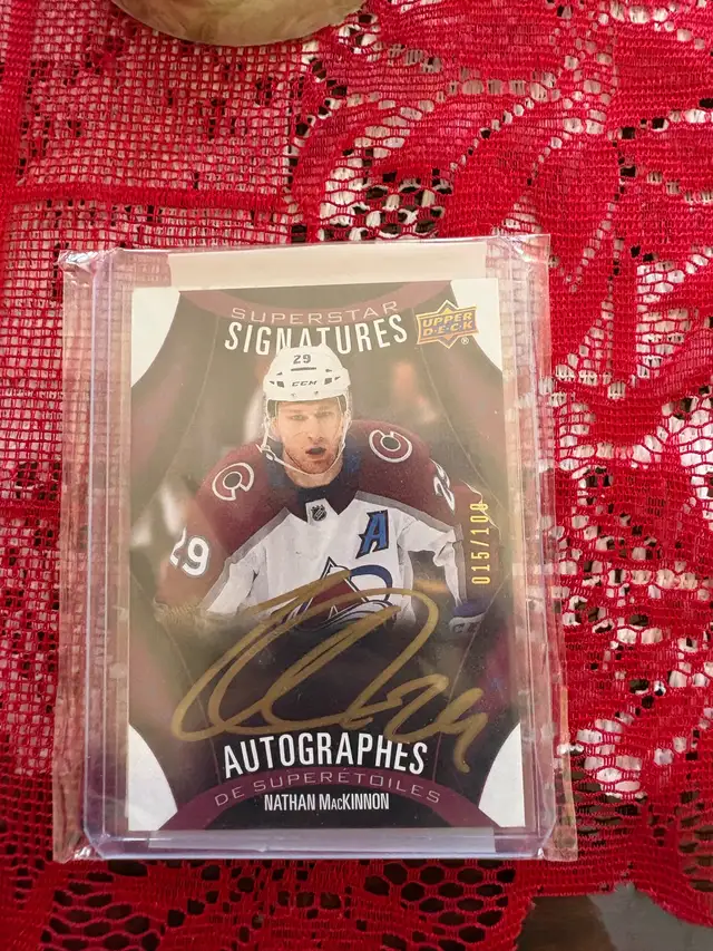 VERY RARE NATHAN MACKINNON CARD!! PRICED TO SELL!! - Photo 3