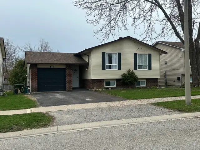 Newly Renovated 2 Bedroom, 1 Full Bath Apartment in Orillia