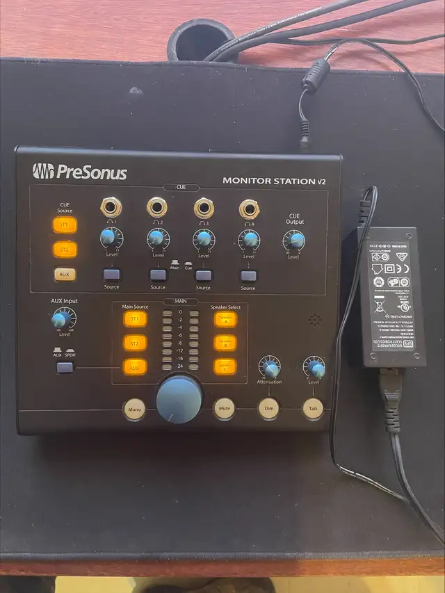 PreSonus Monitor Station V2