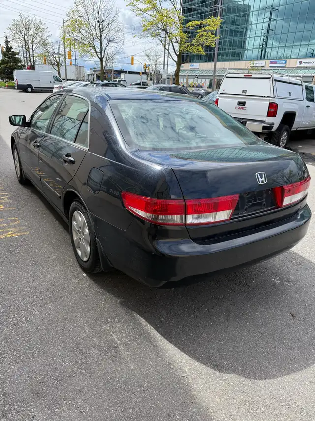 2003 Honda Accord LX - Photo 3
