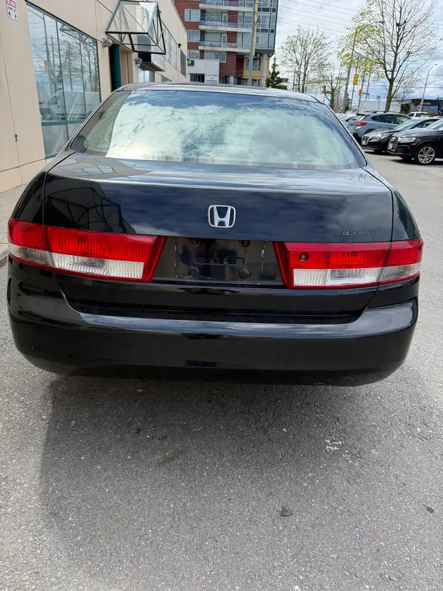 2003 Honda Accord LX - Photo 4