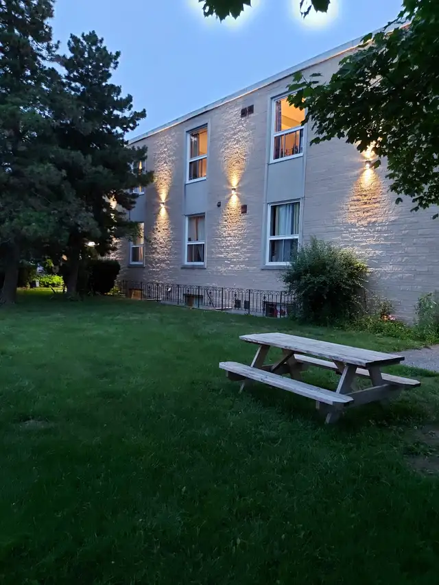 1BR studio lower level at 385 Woolwich St - clean, quiet $1475 - Photo 7