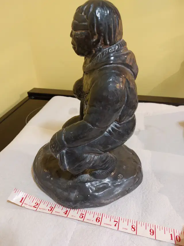 Soapstone Eskimo - Photo 2
