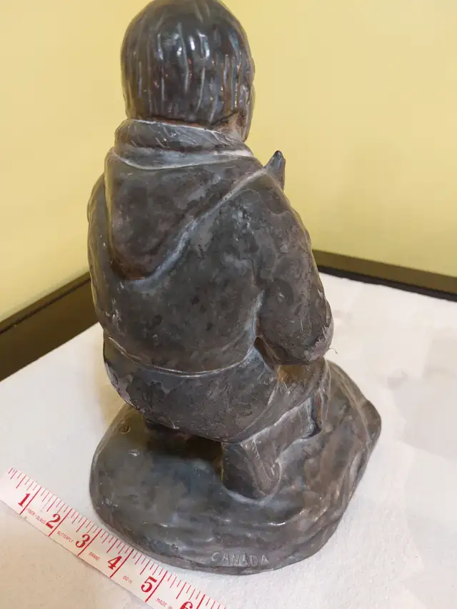 Soapstone Eskimo - Photo 3