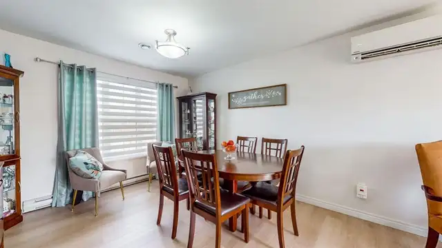 Great Home-Great Garage-Great Yard-Great Location! - Photo 3
