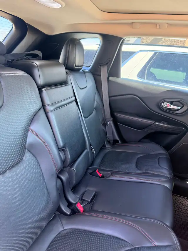 2015 Jeep Cherokee Trailhawk - Photo 7
