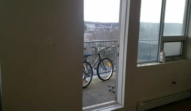 Room For Rent - Photo 10