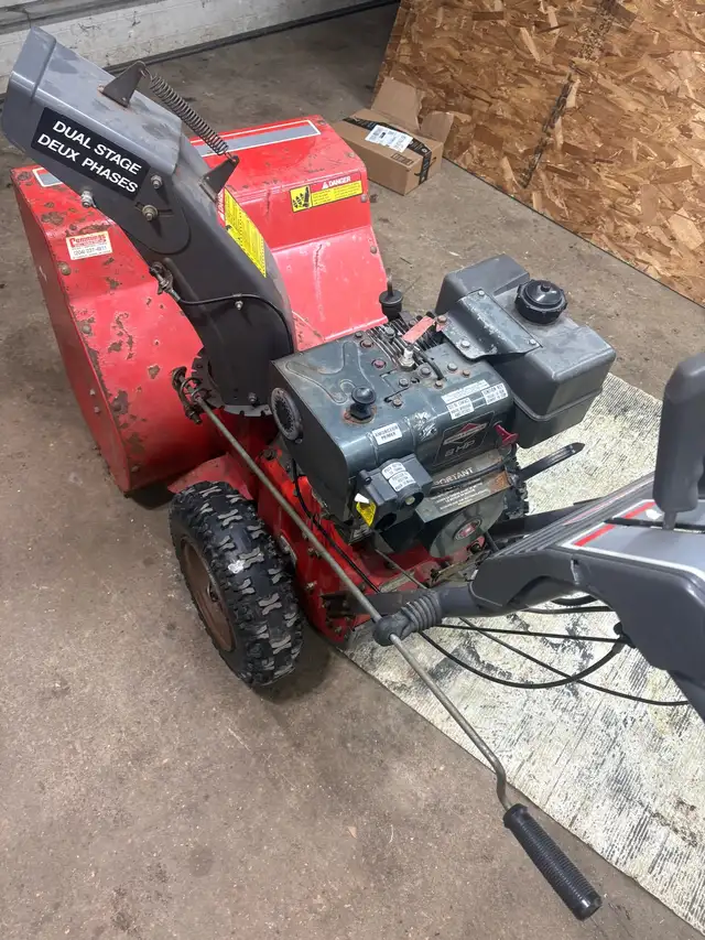snowblower - Photo 2