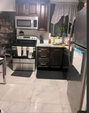 Bedroom for rent - Photo 2