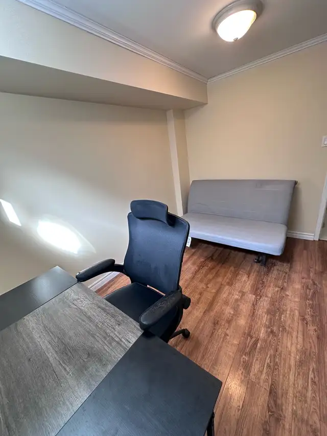 whole basement for rent ( Finch & Leslie) - Photo 2