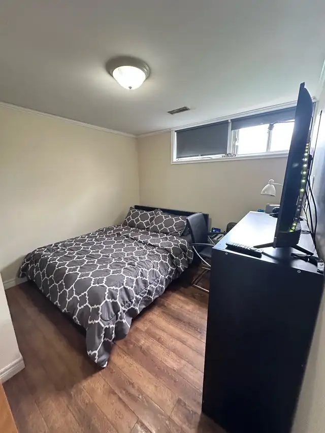 whole basement for rent ( Finch & Leslie) - Photo 5