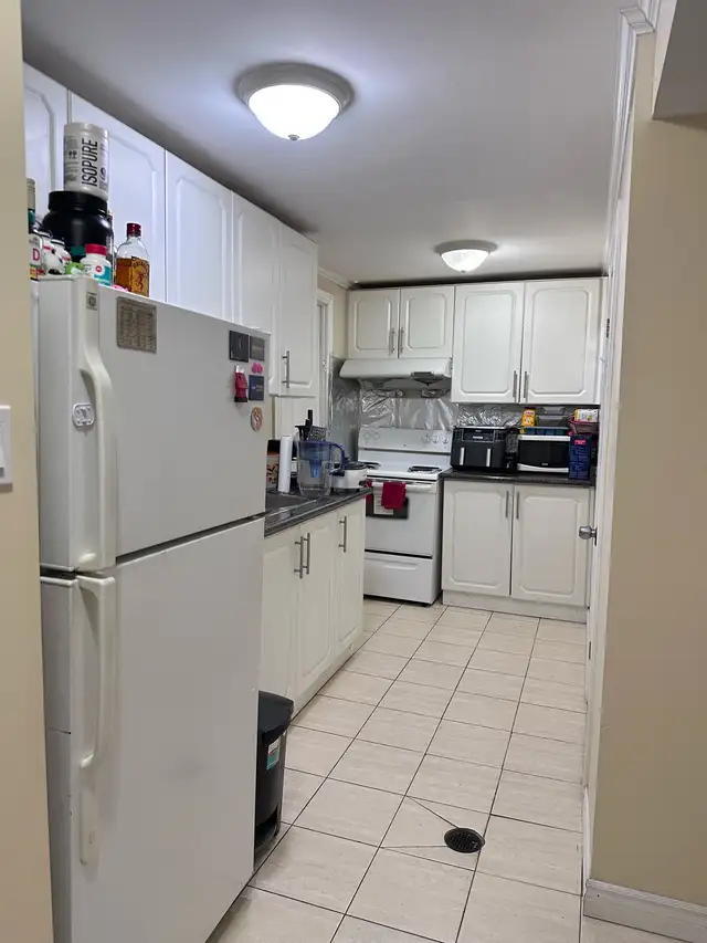 whole basement for rent ( Finch & Leslie) - Photo 7