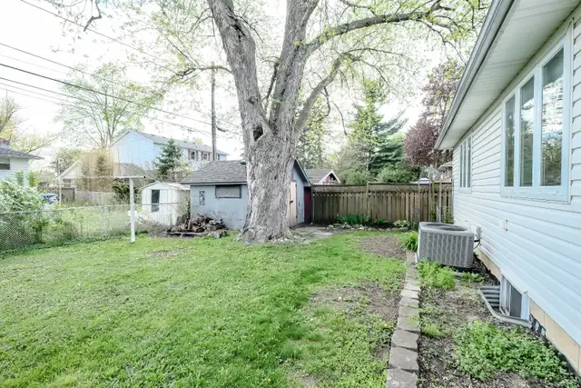 NEW LISTING IN LASALLE! BRICK RANCH WITH ATTACHED DOUBLE GARAGE! - Photo 11