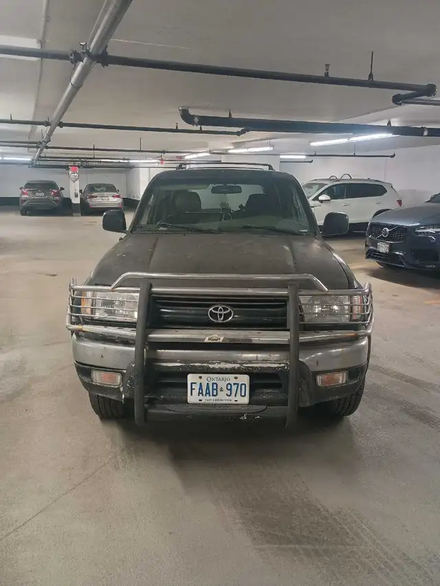 2001 Toyota 4runner 354000km solid frame mechanic maintained