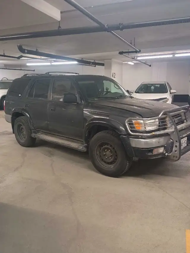 2001 Toyota 4runner 354000km solid frame mechanic maintained - Photo 3