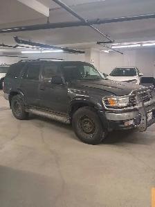 2001 Toyota 4runner 354000km solid frame mechanic maintained - Photo 3