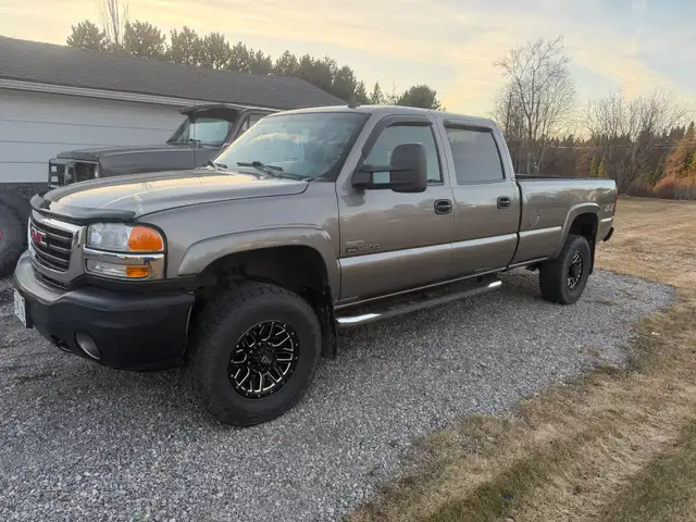 2006 GMC 3500 SLT Duramax