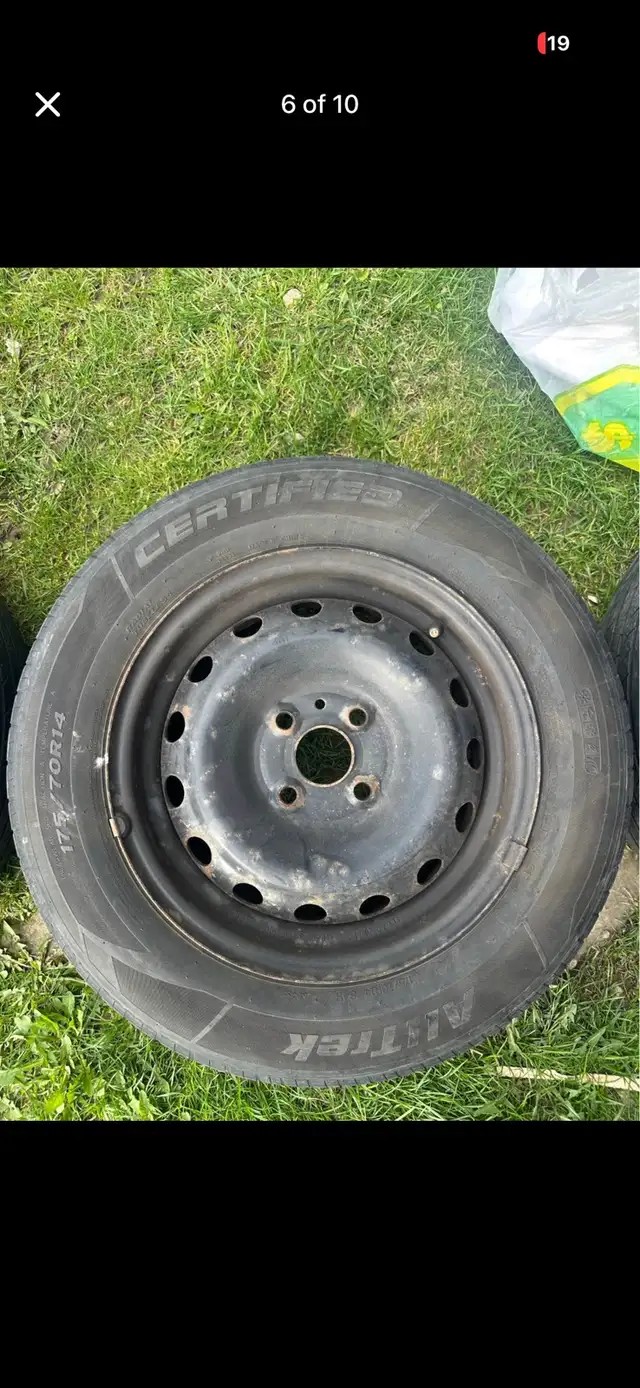 Used Tires (Certified Alltrek) - Photo 5