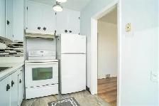 CUTE 2 BEDROOMS WEST END HOUSE FOR RENT JULY OR AUG - Photo 4