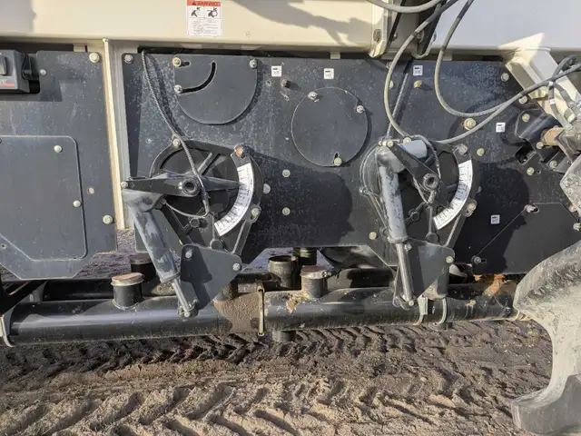 2008 Bourgault 6450 Air Cart - Photo 4