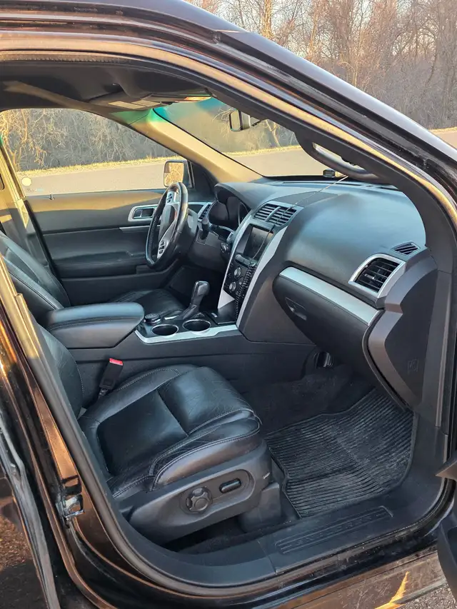 2013 ford explorer xlt fully loaded - Photo 5