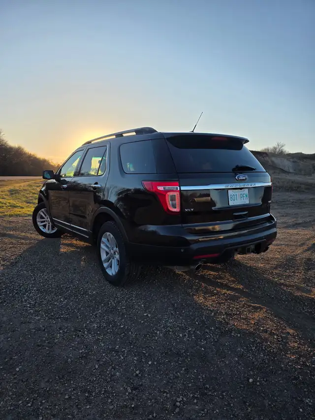 2013 ford explorer xlt fully loaded - Photo 8