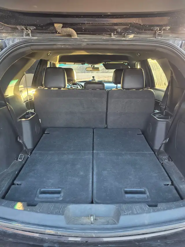 2013 ford explorer xlt fully loaded - Photo 10