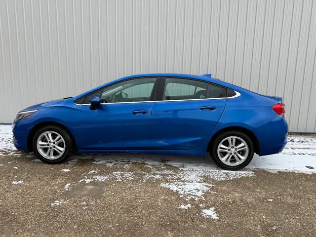 2017 Chevrolet Cruze LT Turbo