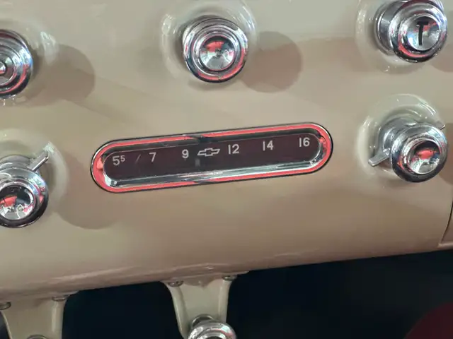 1955 Cameo - Photo 9