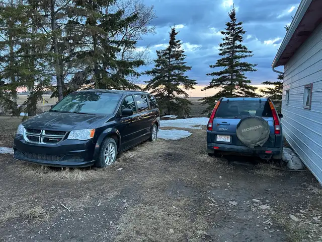 CRV and Caravan For Sale $500 Each OBO Each