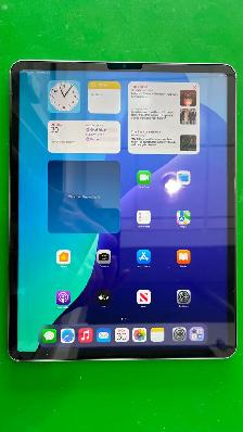 iPad Pro 12.9', 6th Generation, 128GB
