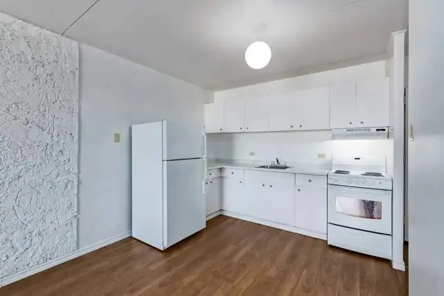 360 Cumberland Ave 1 Bed room Apartment for Sublet til Dec 2026 - Photo 4