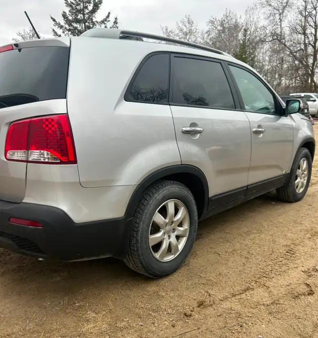 2012 Kia Sorento EX - Photo 4