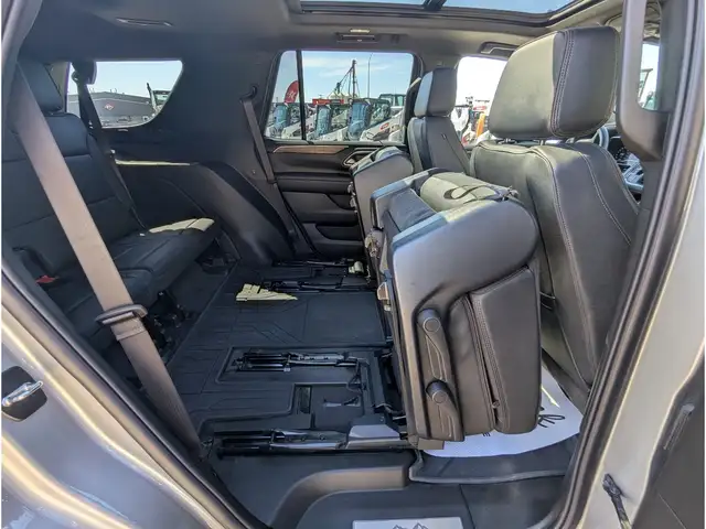 2024 Chevrolet Tahoe High Country Touch Nav/Pano Sunroof/3.0L Di - Photo 23