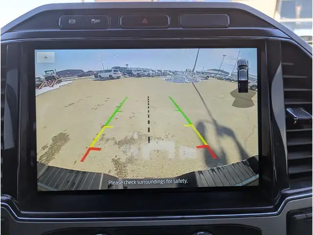 2022 Ford F-350 LARIAT 6.7L Diesel/Touchscreen Nav/Camera - Photo 3