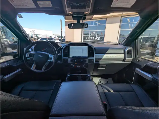 2022 Ford F-350 LARIAT 6.7L Diesel/Touchscreen Nav/Camera - Photo 13