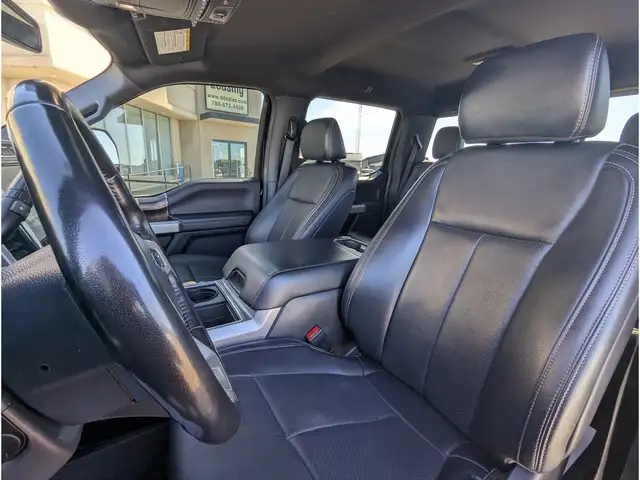2022 Ford F-350 LARIAT 6.7L Diesel/Touchscreen Nav/Camera - Photo 16