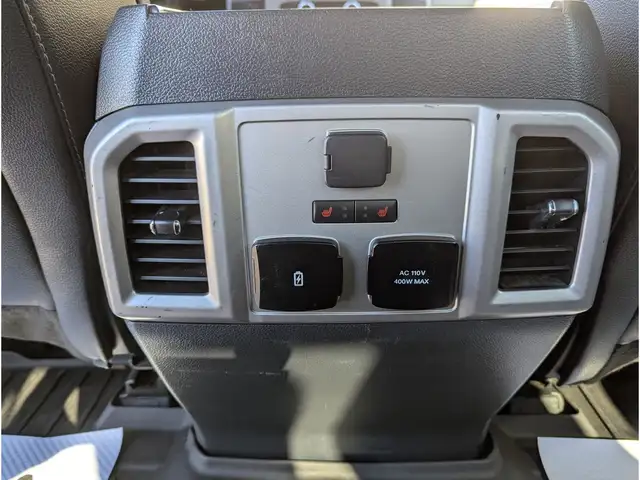 2022 Ford F-350 LARIAT 6.7L Diesel/Touchscreen Nav/Camera - Photo 19