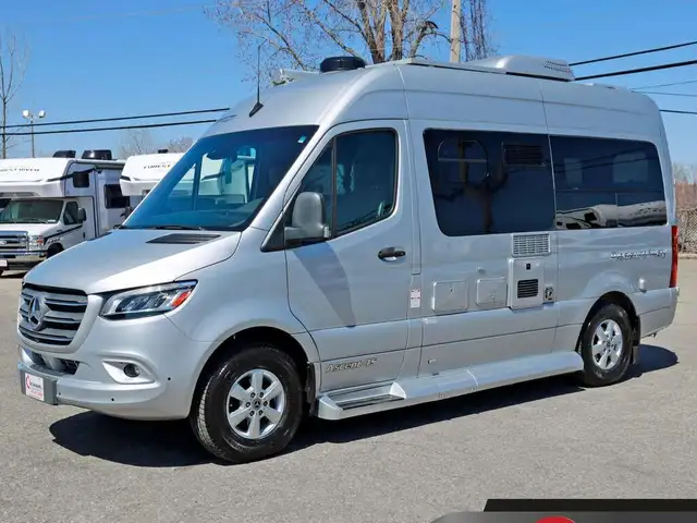 2021 Pleasure-Way Ascent Mercedes Sprinter 19 pieds Diesel