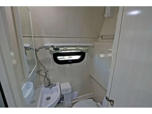 2021 Pleasure-Way Ascent Mercedes Sprinter 19 pieds Diesel - Photo 16