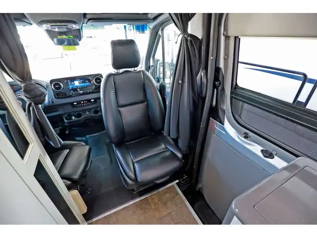 2021 Pleasure-Way Ascent Mercedes Sprinter 19 pieds Diesel - Photo 22