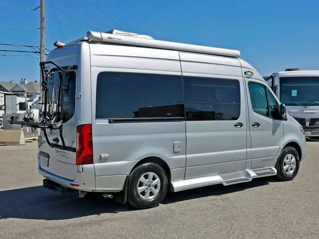 2021 Pleasure-Way Ascent Mercedes Sprinter 19 pieds Diesel - Photo 25