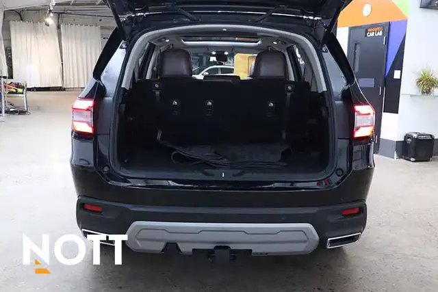 2023 HONDA PILOT TOURING - LOADED | NO ACCIDENTS - Photo 4