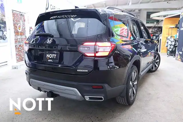 2023 HONDA PILOT TOURING - LOADED | NO ACCIDENTS - Photo 5