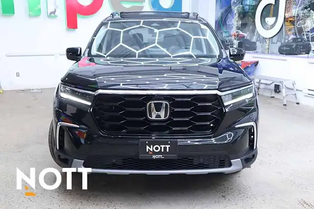 2023 HONDA PILOT TOURING - LOADED | NO ACCIDENTS - Photo 7